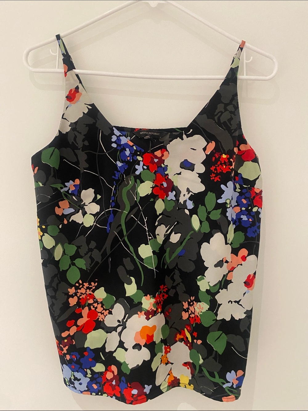 Banana Republic V-Neck Spaghetti Strap Cami Black W/ Multi-Color Floral Print S